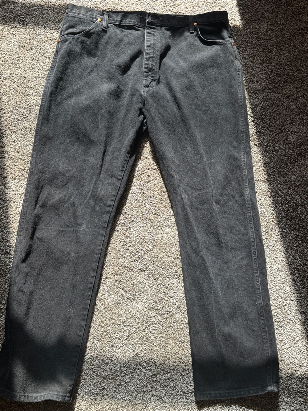Wrangler Men's Black Straight-Leg Jeans